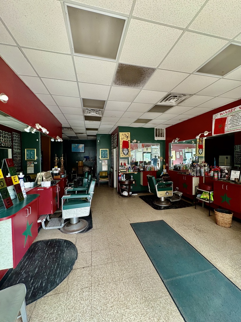 3042 W Roosevelt Road, Chicago, IL 60612