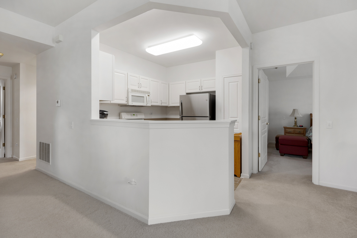 14060 PALISADES Avenue, Huntley, IL 60142