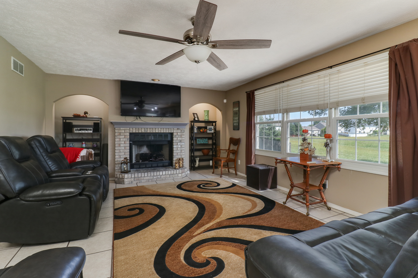 14 Minks Court, Bloomington, IL 61704