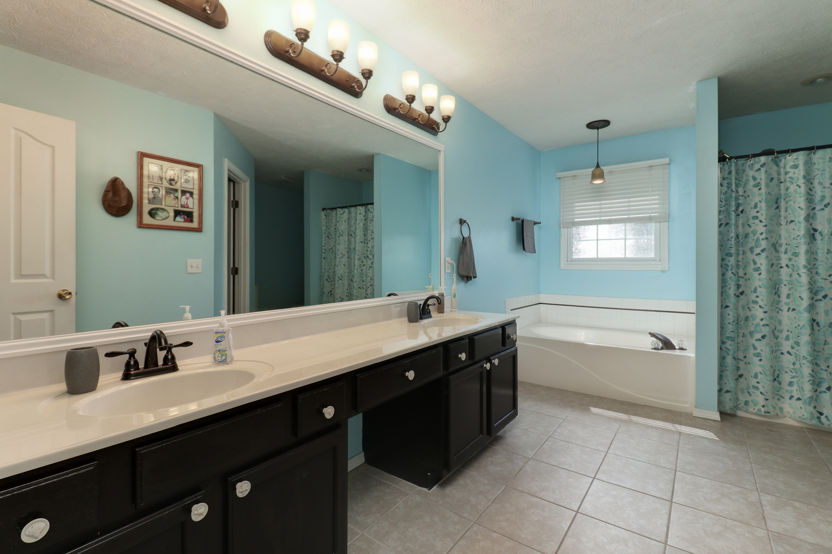 14 Minks Court, Bloomington, IL 61704