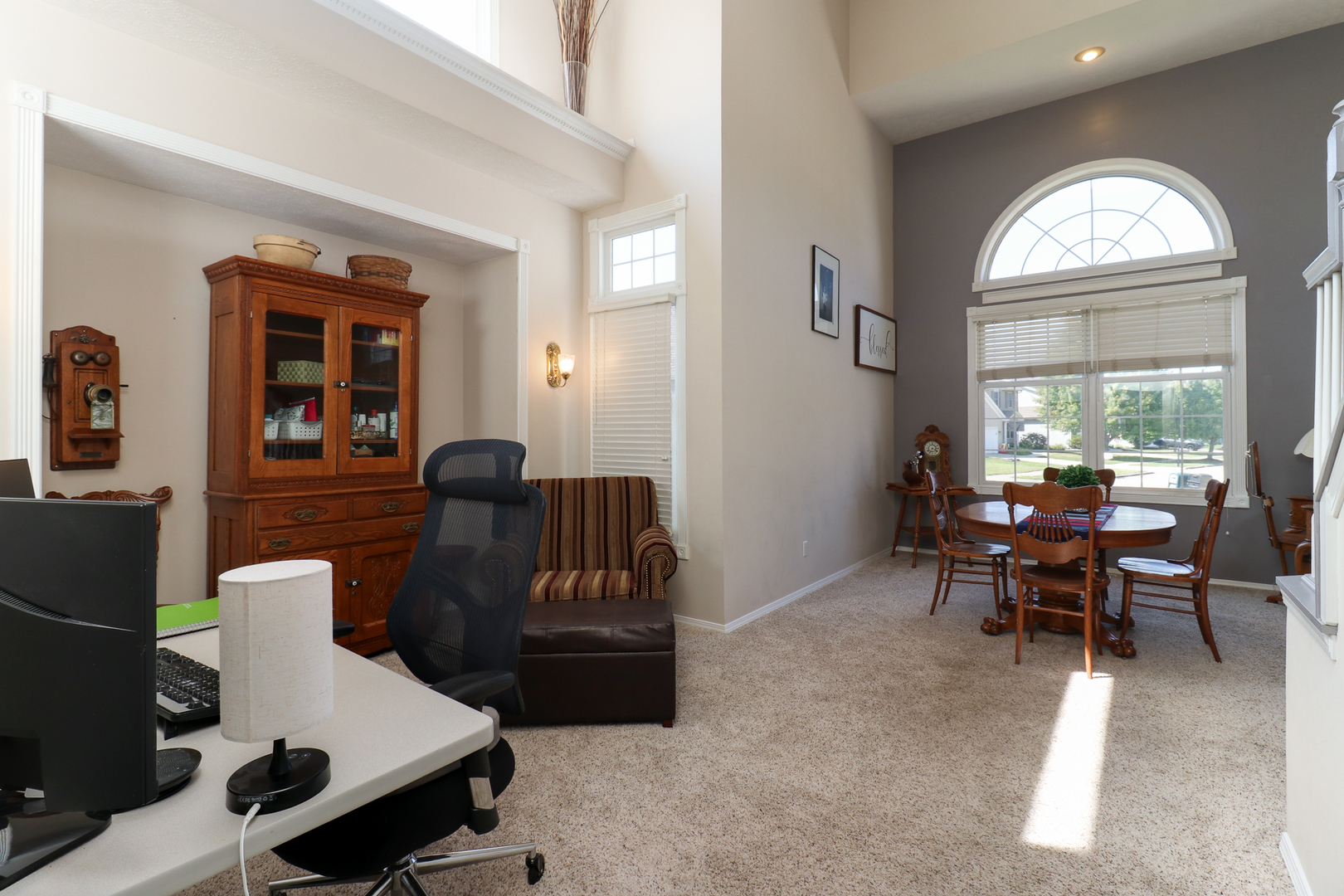 14 Minks Court, Bloomington, IL 61704