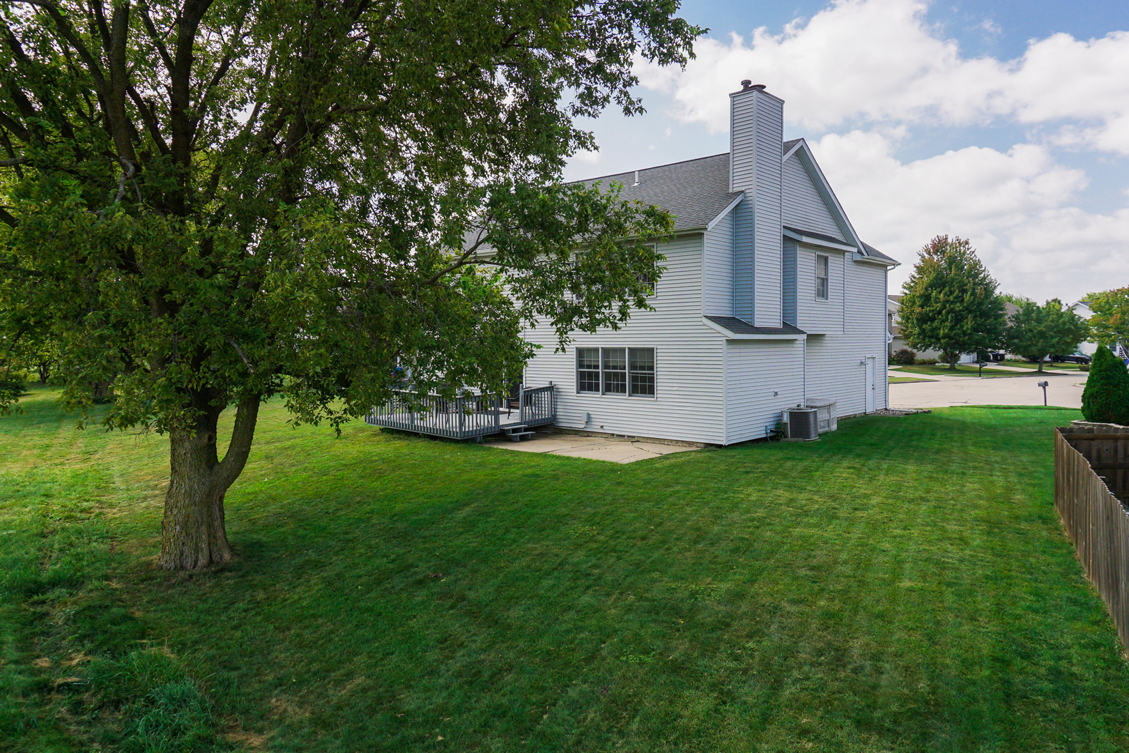 14 Minks Court, Bloomington, IL 61704