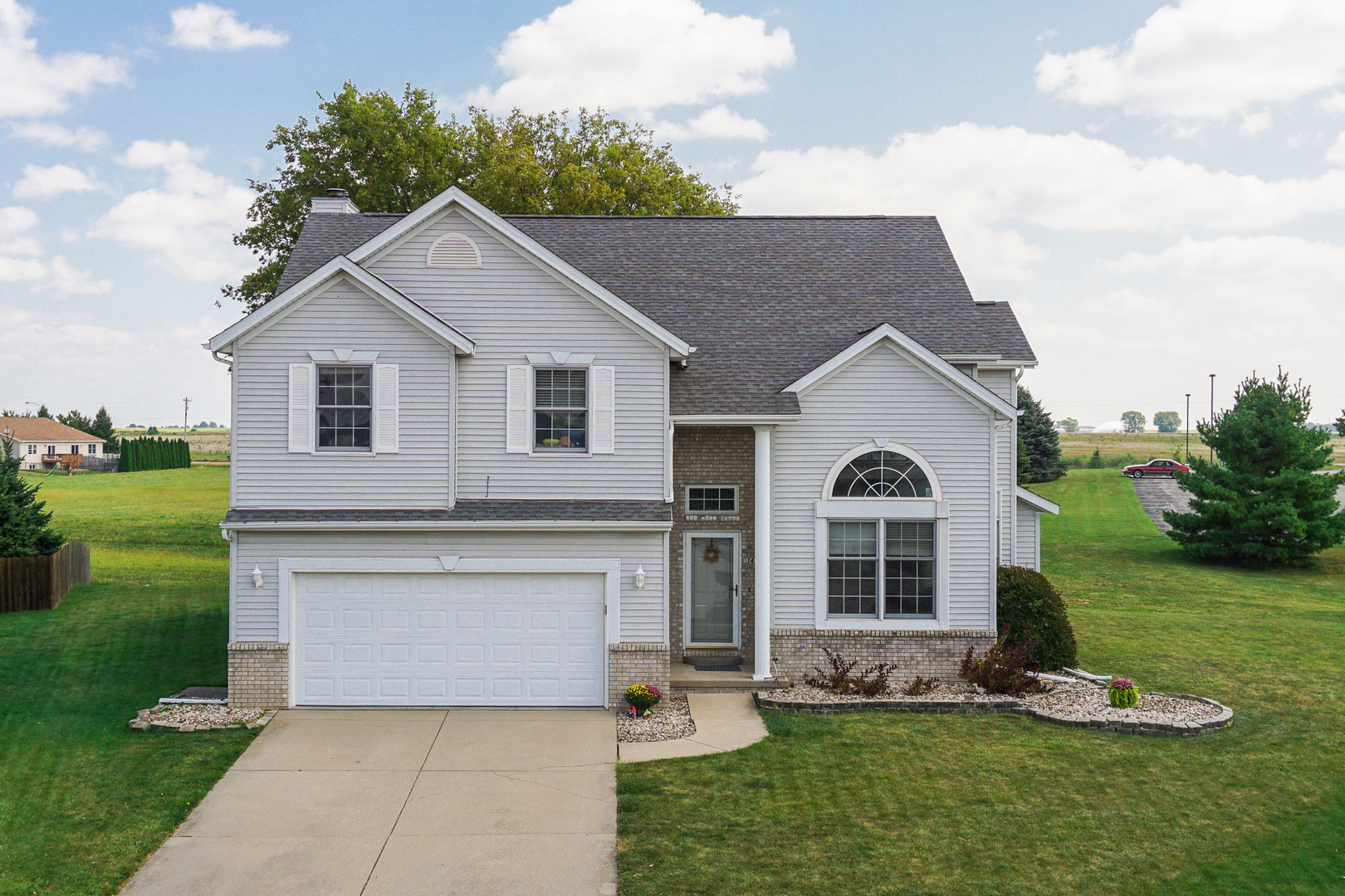 14 Minks Court, Bloomington, IL 61704