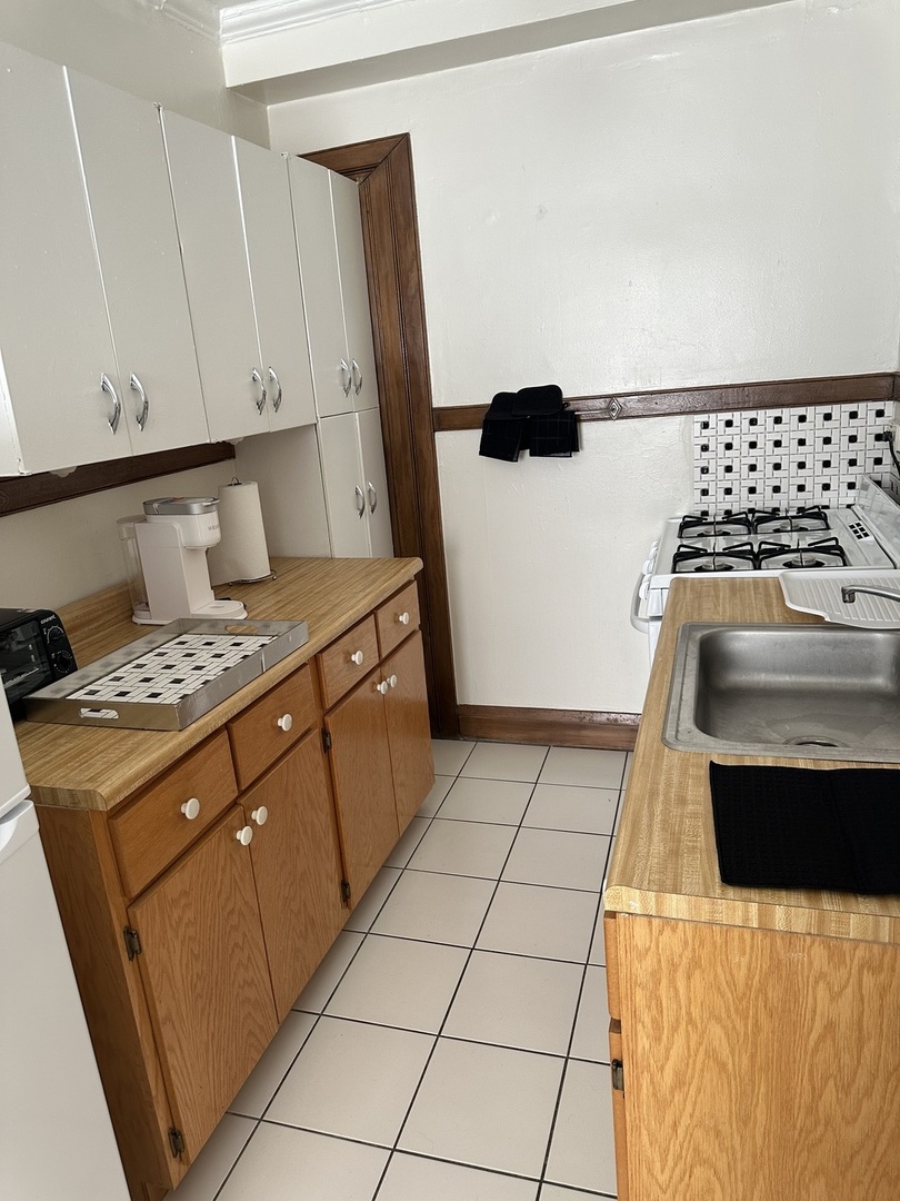 5480 S Cornell Avenue #TBD, Chicago, IL 60615