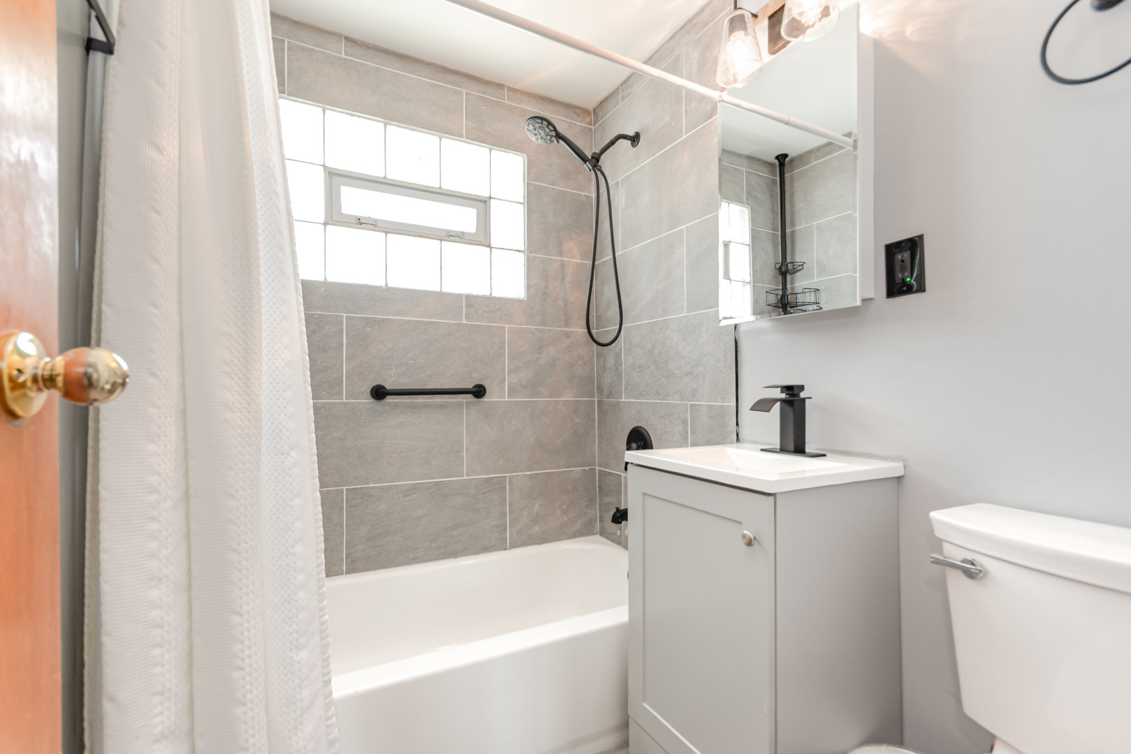 8743 S Kenton Avenue #8743, Hometown, IL 60456