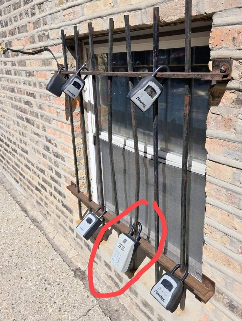 1937 W Granville Avenue #1-A GE, Chicago, IL 60660