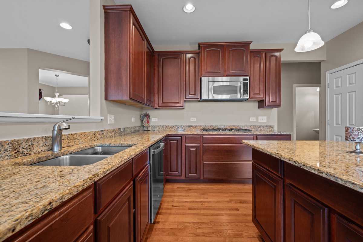 312 Monument Road, Elgin, IL 60124