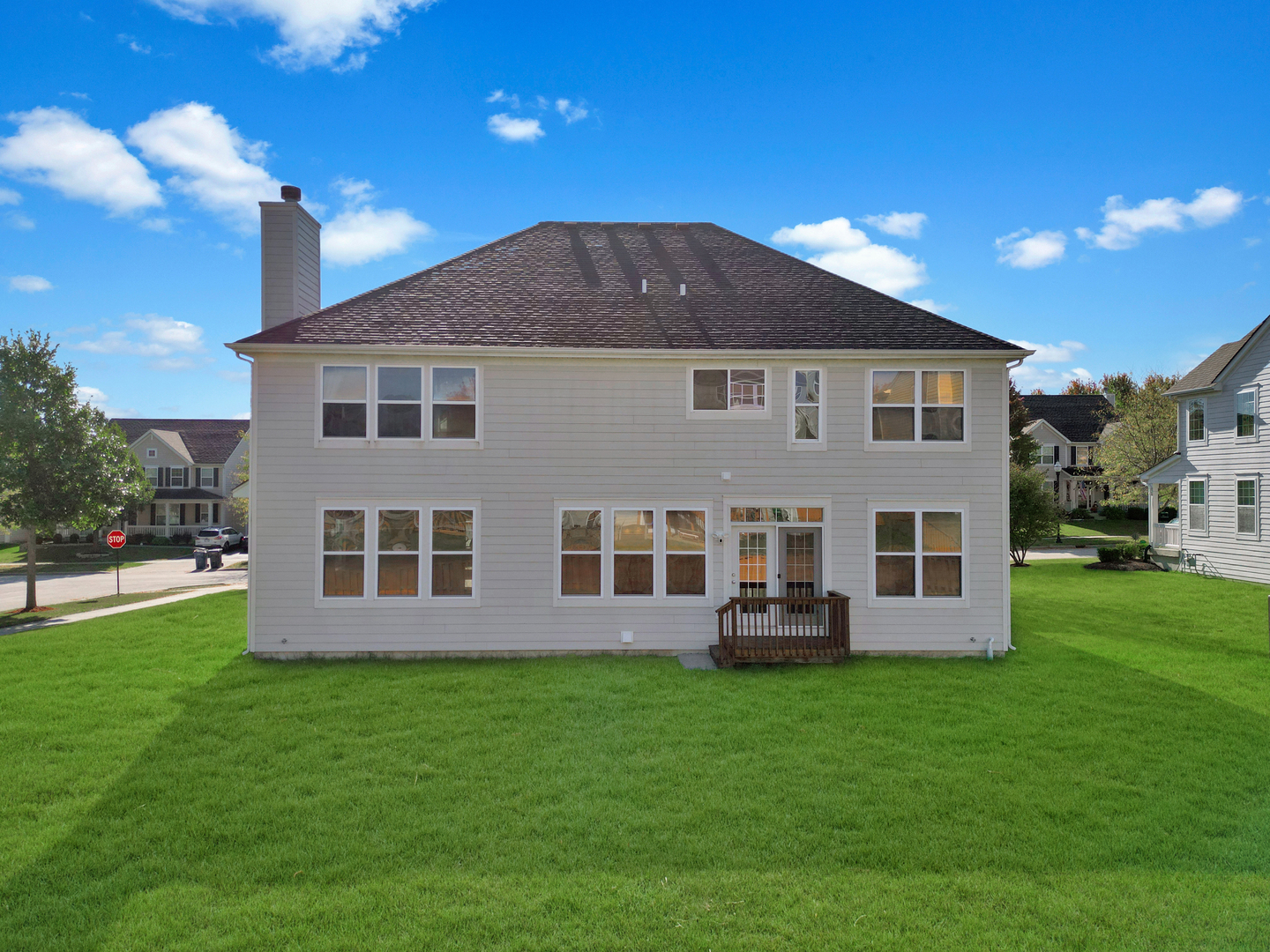 312 Monument Road, Elgin, IL 60124