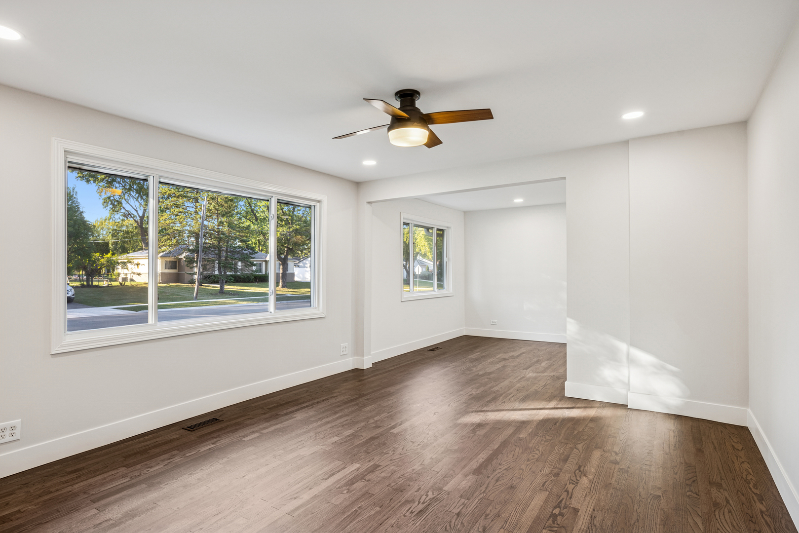 705 Ash Road, Hoffman Estates, IL 60169