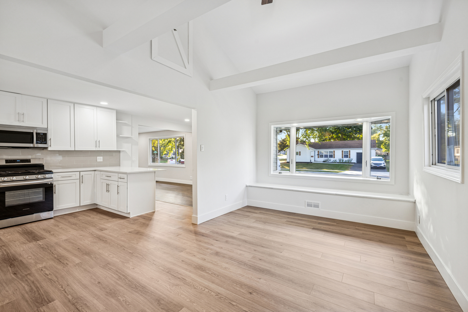 705 Ash Road, Hoffman Estates, IL 60169