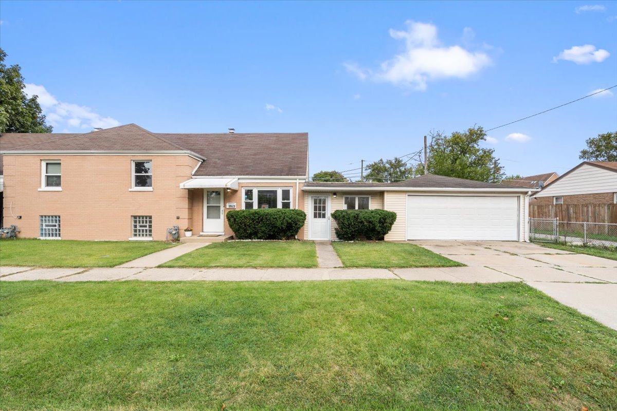3923 Madison Avenue, Brookfield, IL 60513