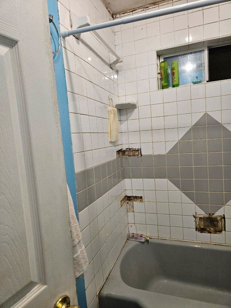 5504 Louella Avenue, McHenry, IL 60050