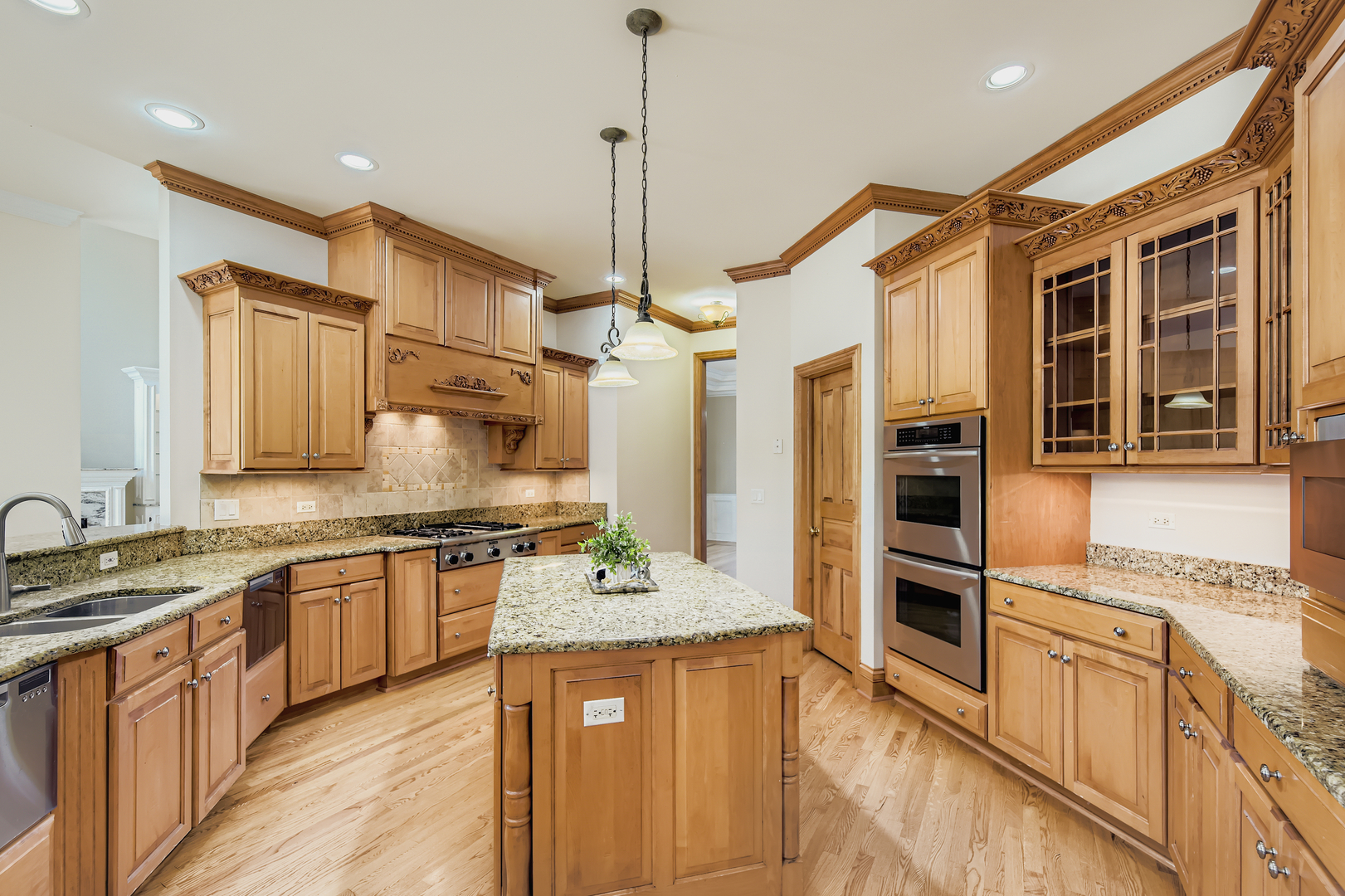 3513 Deep Wood Drive, Crystal Lake, IL 60012