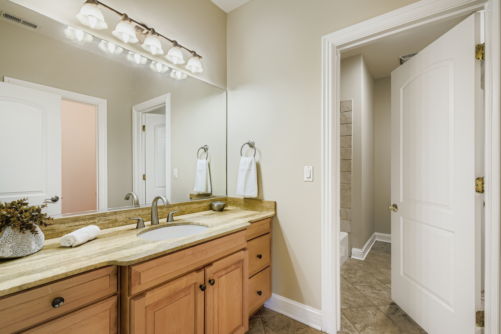 3513 Deep Wood Drive, Crystal Lake, IL 60012