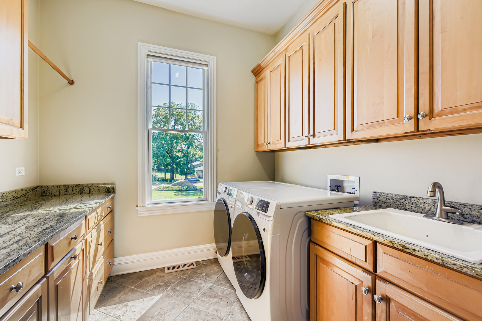 3513 Deep Wood Drive, Crystal Lake, IL 60012