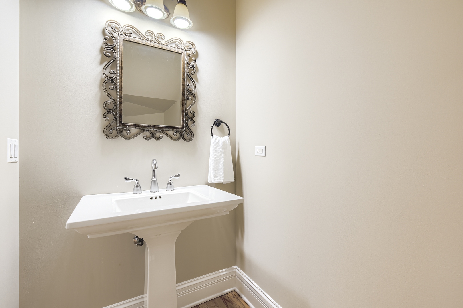 3513 Deep Wood Drive, Crystal Lake, IL 60012