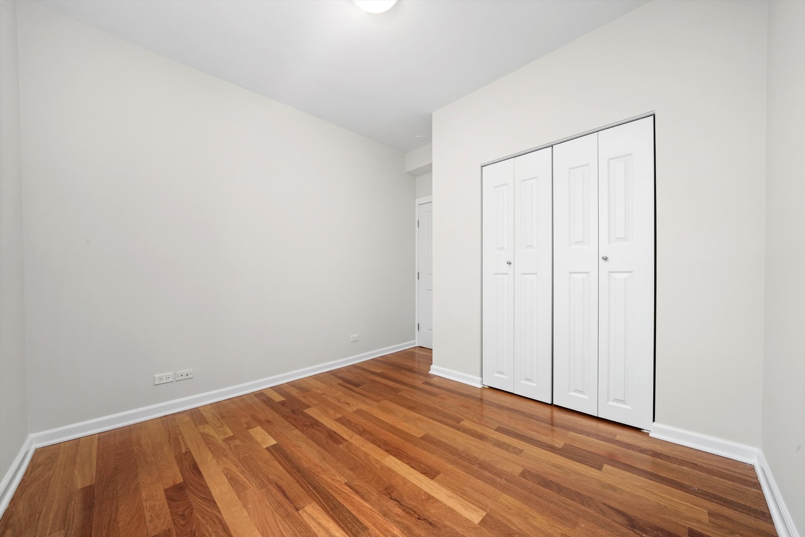 3551 W Belle Plaine Avenue #2, Chicago, IL 60618