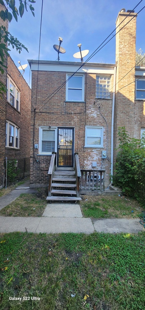 1117 E 82nd Place, Chicago, IL 60619