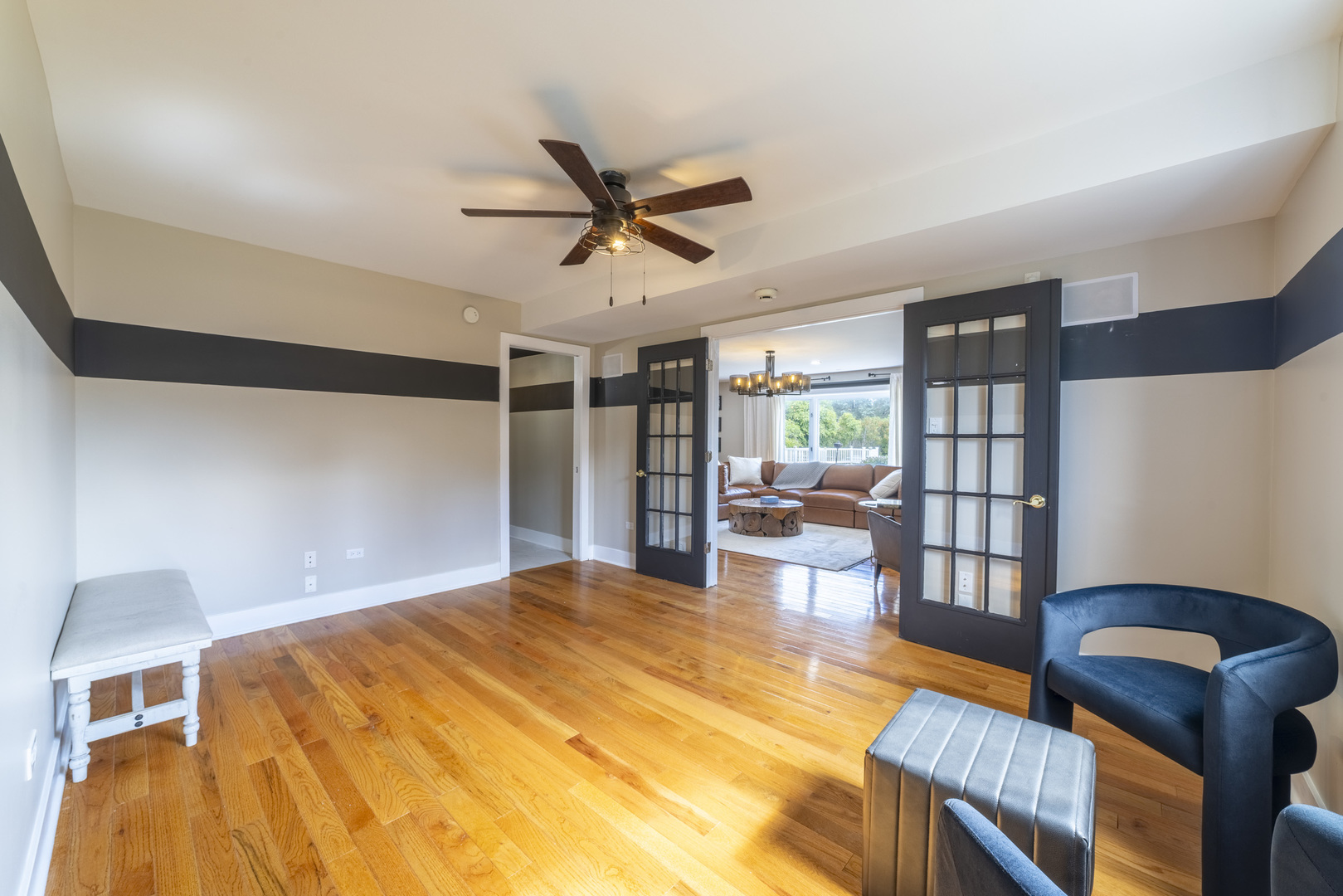 8607 Glenshire Street, Tinley Park, IL 60487