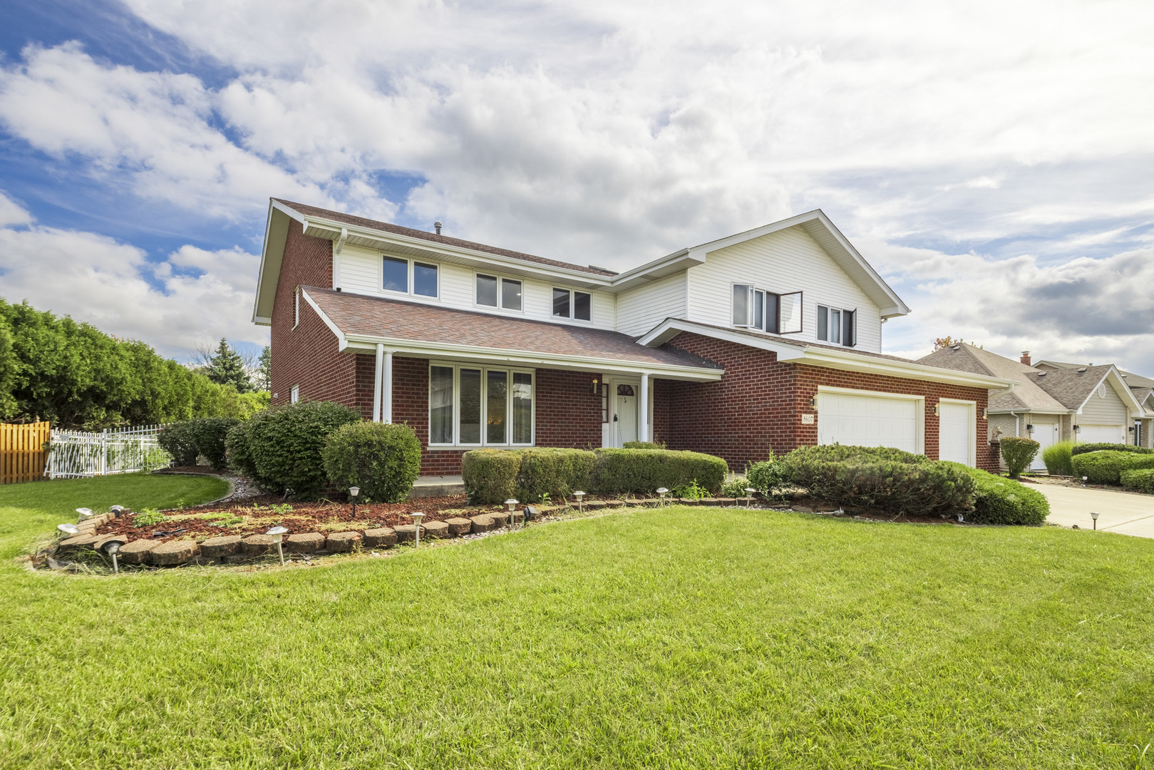 8607 Glenshire Street, Tinley Park, IL 60487