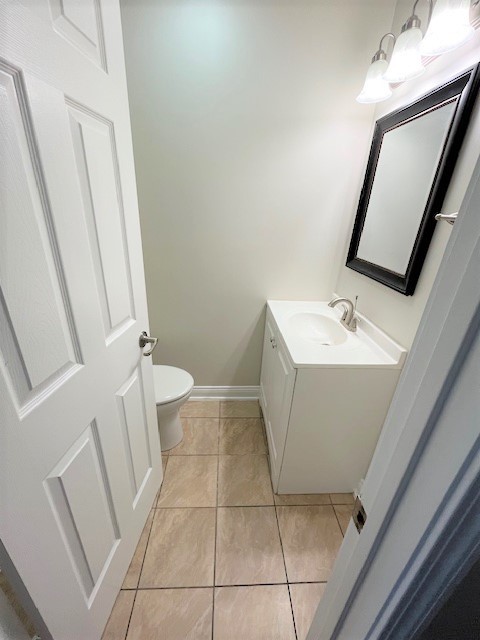 553 Lynn Court #B, Glendale Heights, IL 60139