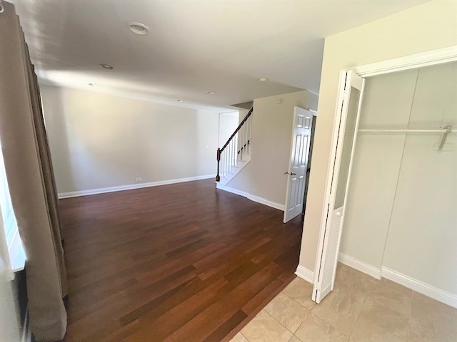 553 Lynn Court #B, Glendale Heights, IL 60139