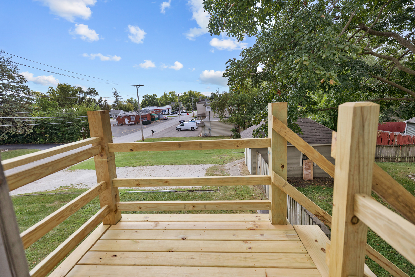 537 Hartford Avenue, Aurora, IL 60506