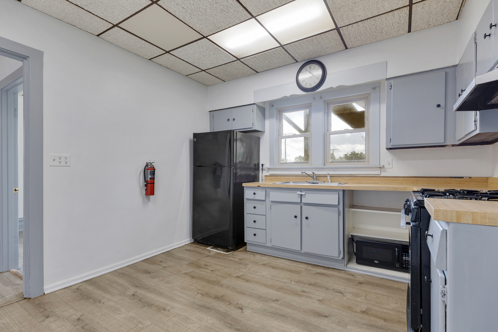 537 Hartford Avenue, Aurora, IL 60506