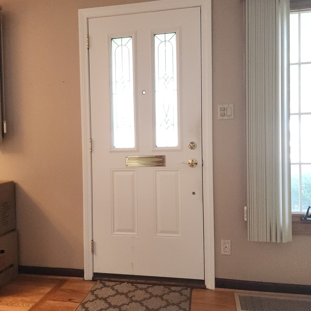 4605 W 84th Place, Chicago, IL 60652