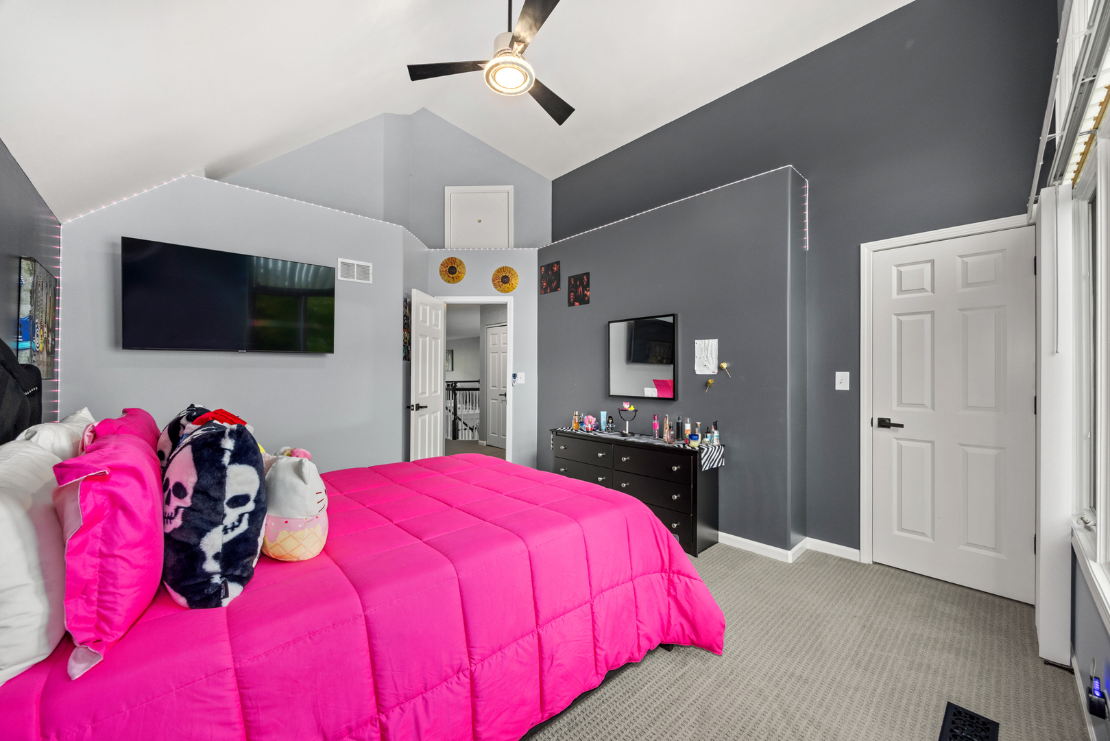 842 N Maple Avenue, Palatine, IL 60067