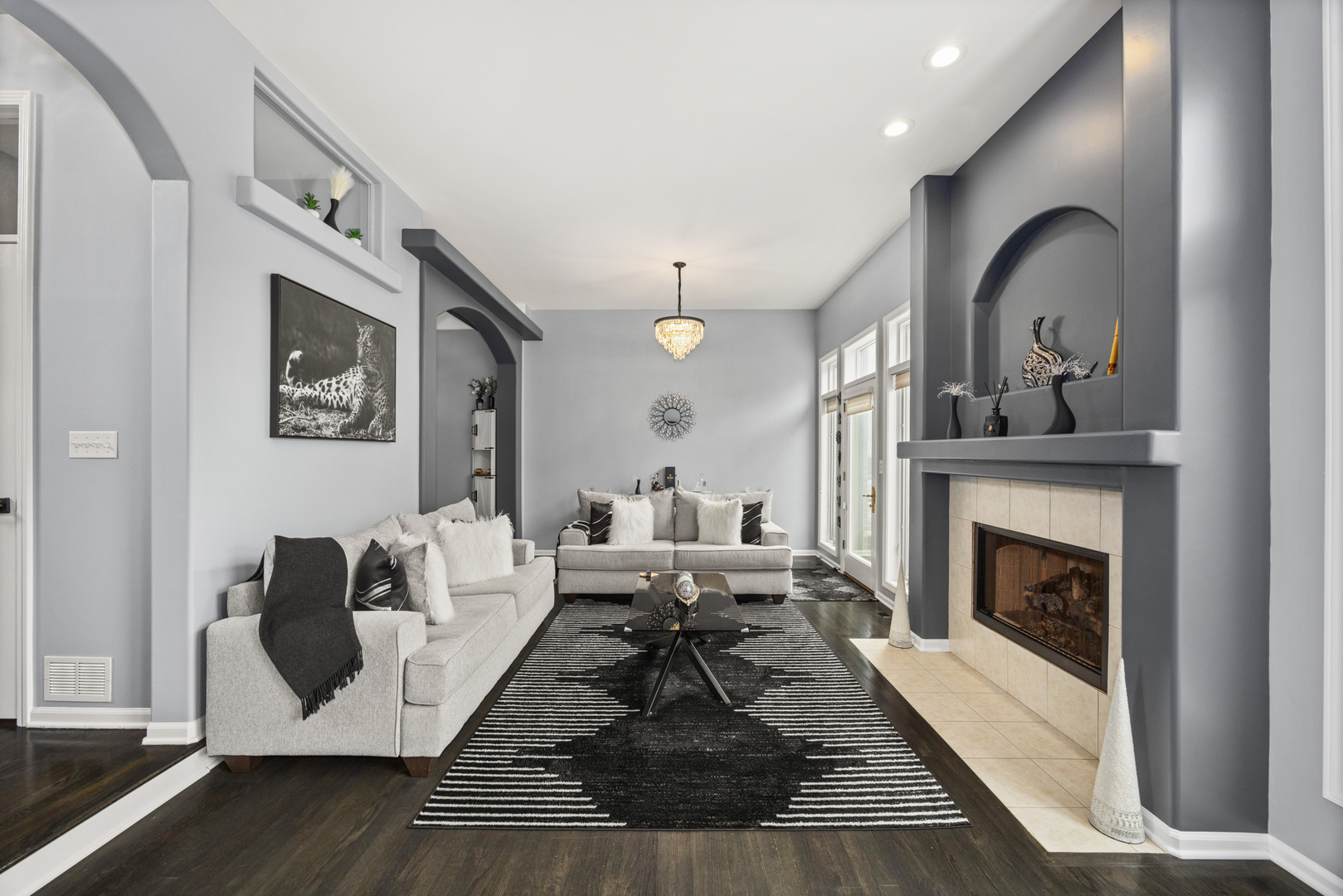 842 N Maple Avenue, Palatine, IL 60067