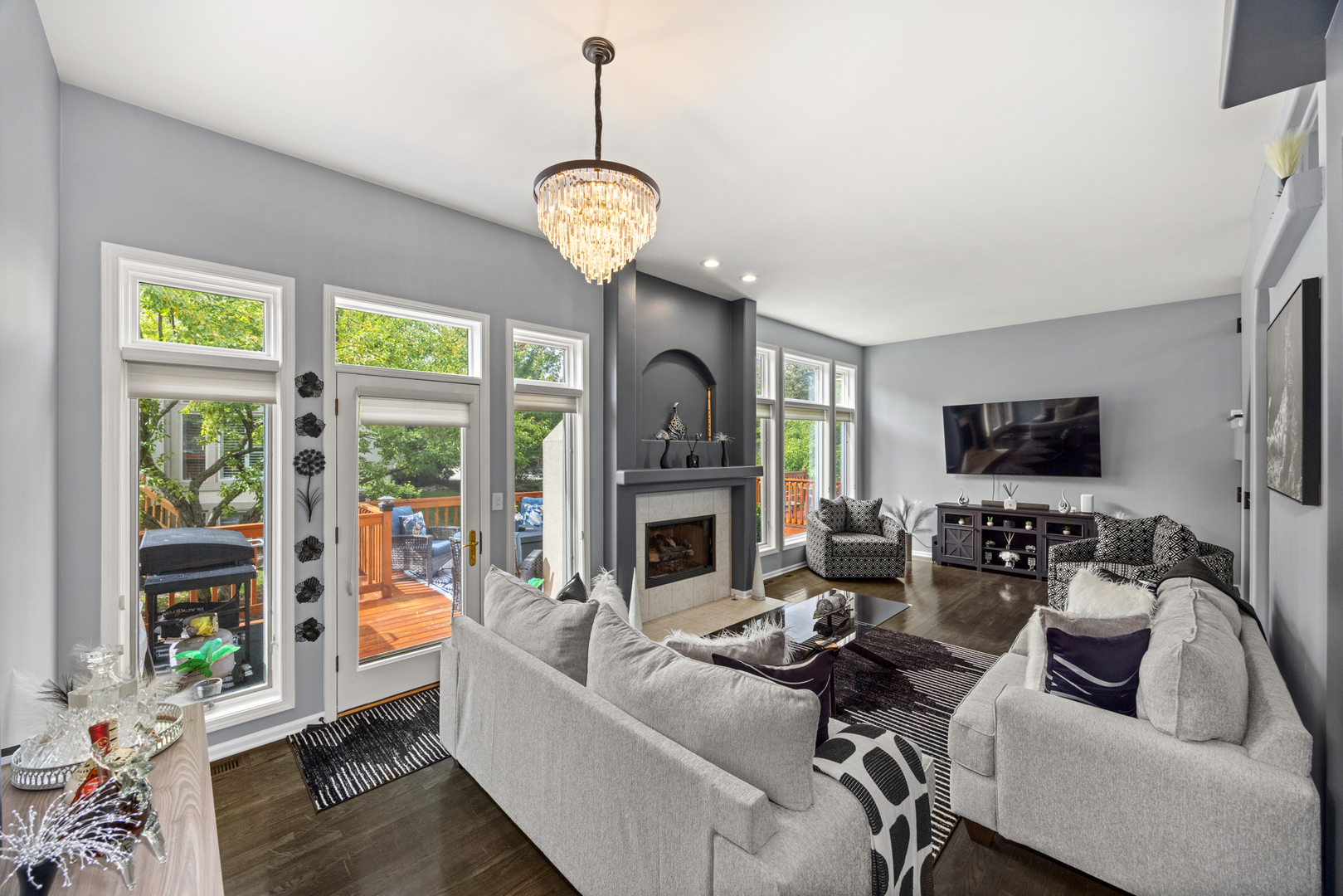 842 N Maple Avenue, Palatine, IL 60067