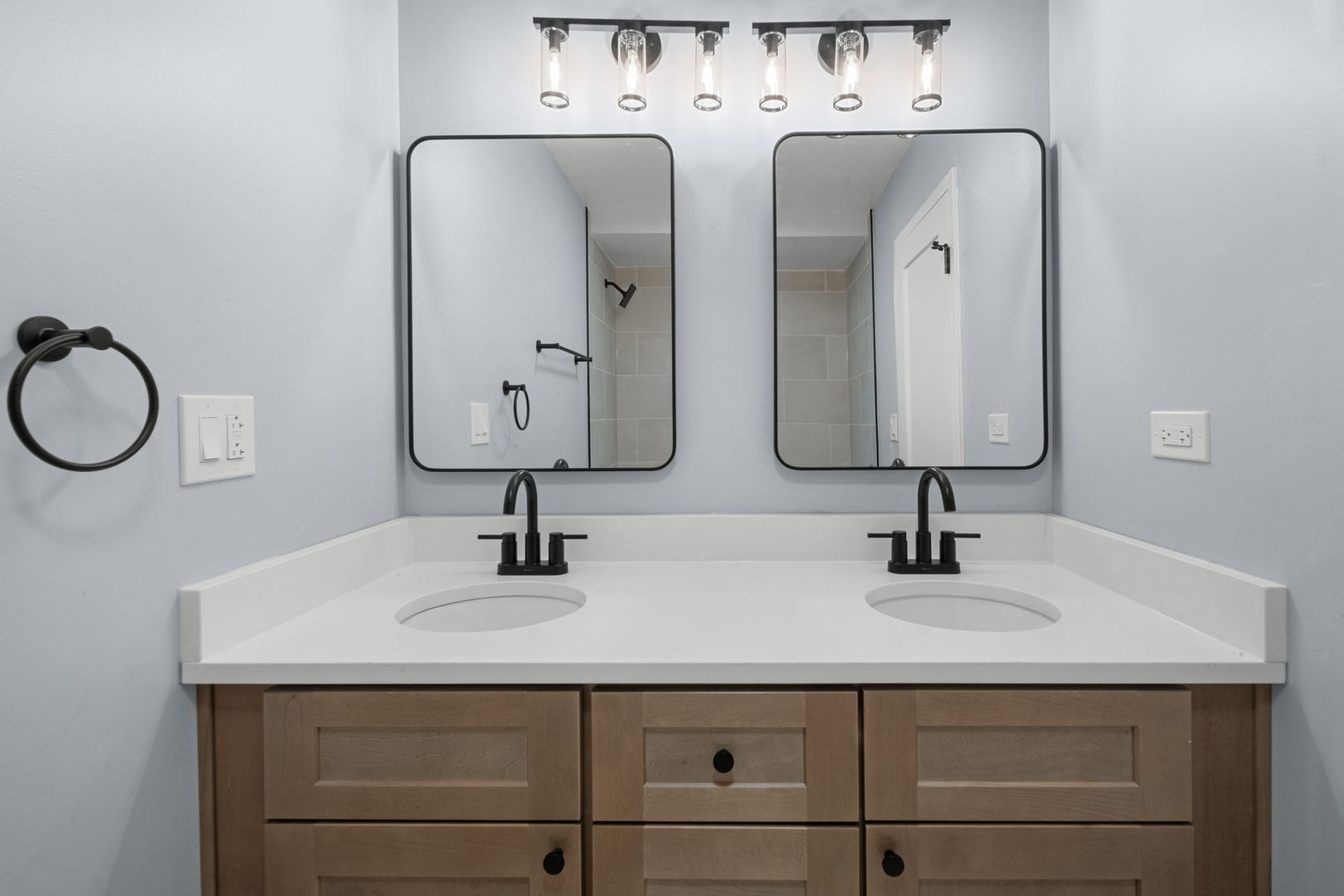 6007 N Sheridan Road #11K, Chicago, IL 60660