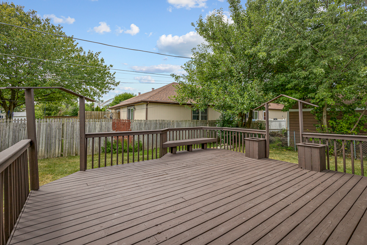 7170 East Avenue, Hanover Park, IL 60133