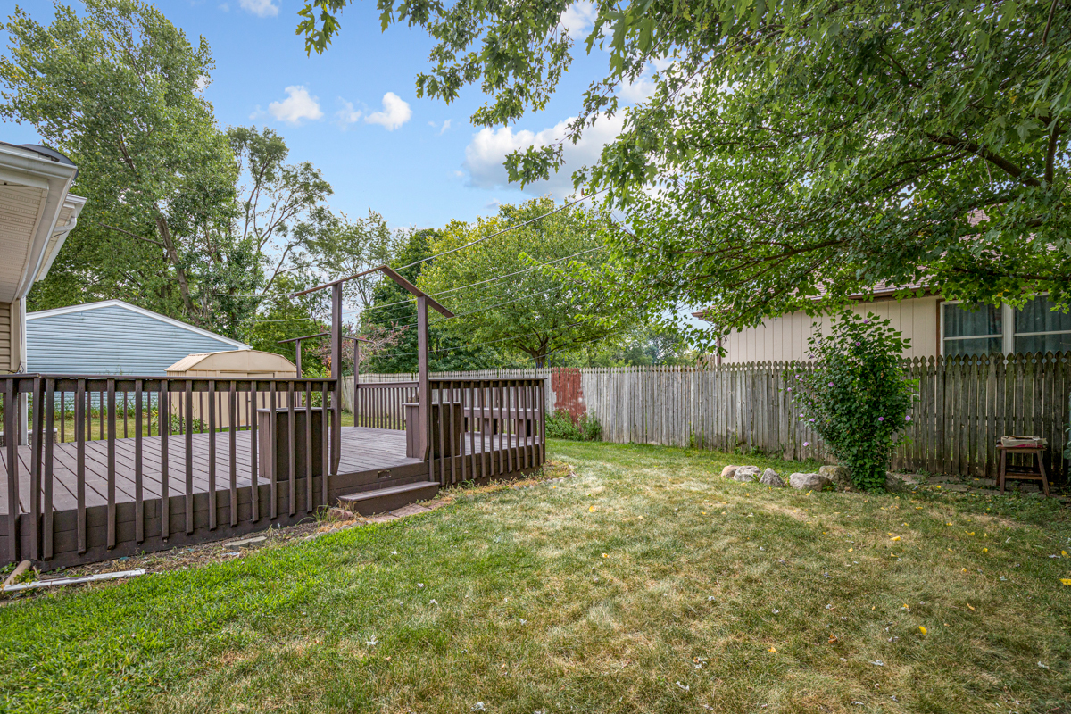 7170 East Avenue, Hanover Park, IL 60133