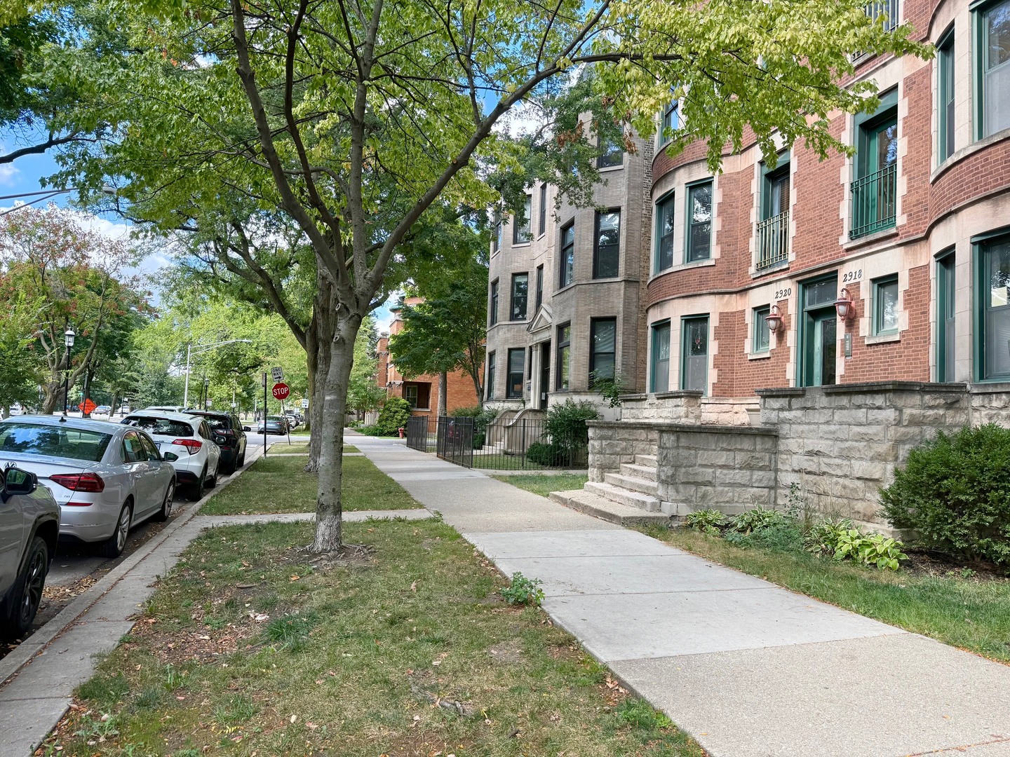 2918 W LOGAN Boulevard #2E, Chicago, IL 60647