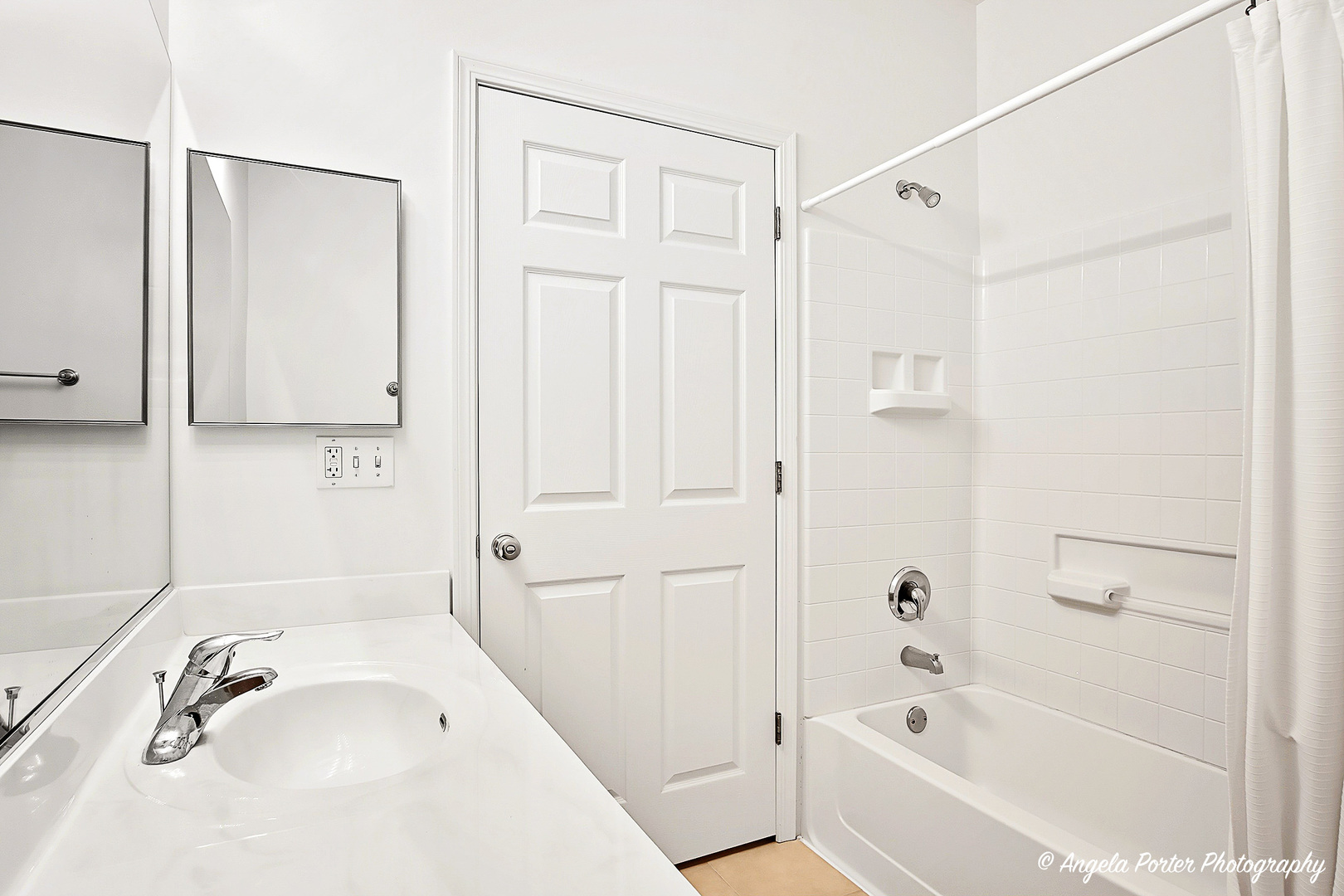 4212 Savoy Lane #4212, McHenry, IL 60050