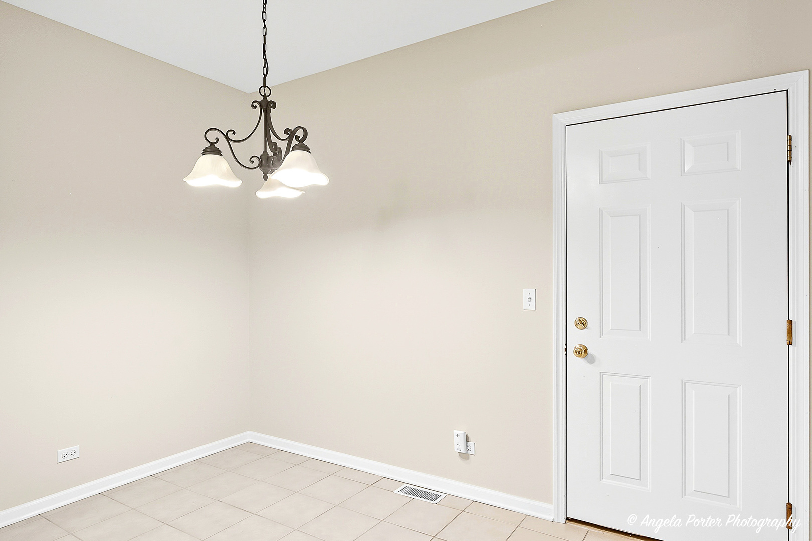 4212 Savoy Lane #4212, McHenry, IL 60050