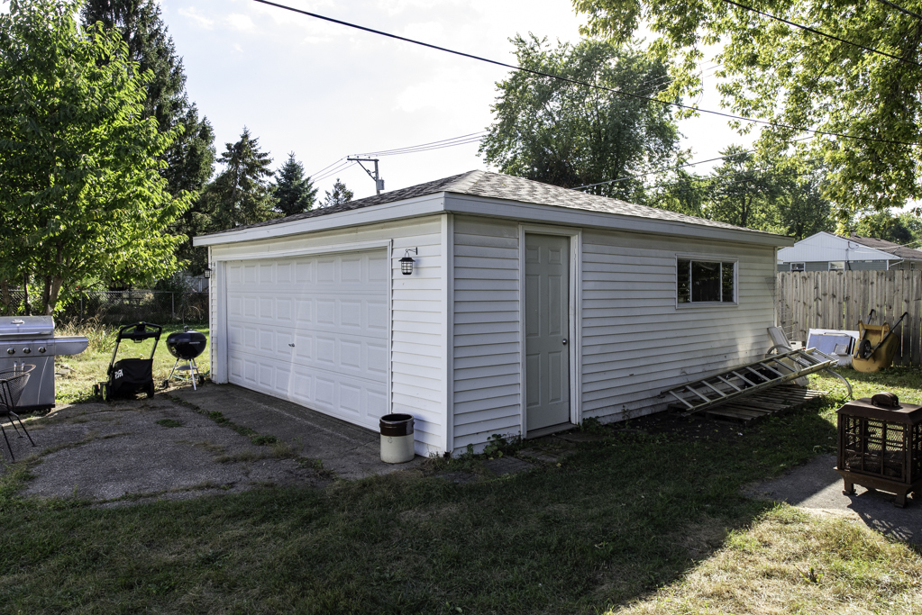 1814 Jethro Avenue, Zion, IL 60099