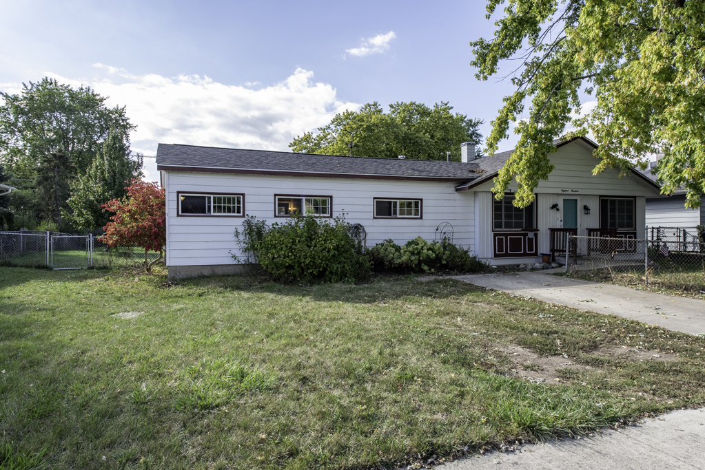 1814 Jethro Avenue, Zion, IL 60099