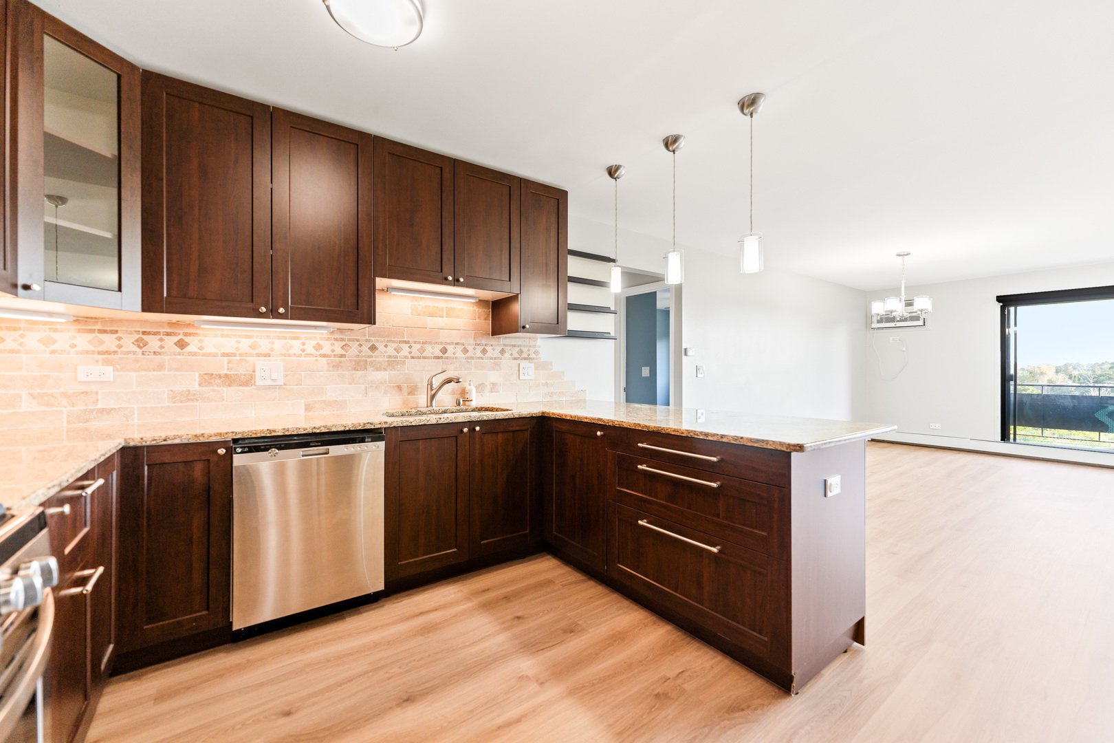 8025 W Oconnor Drive #4C, River Grove, IL 60171