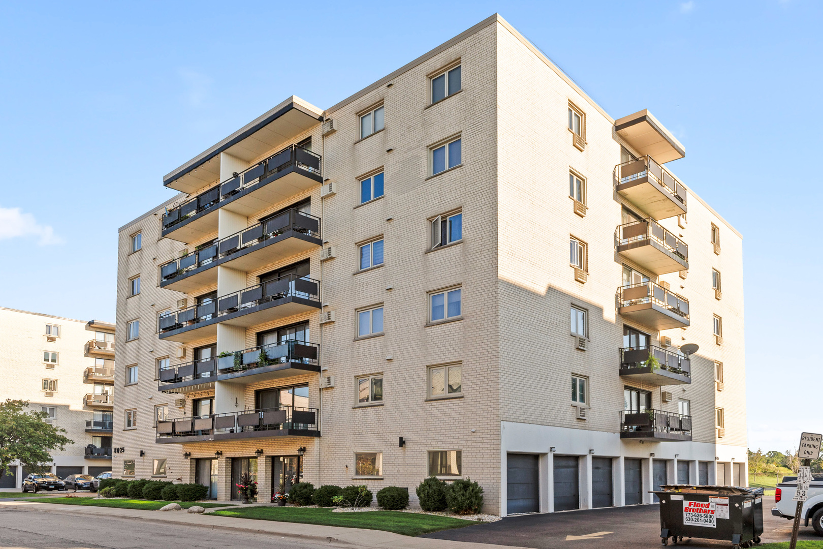 8025 W Oconnor Drive #4C, River Grove, IL 60171