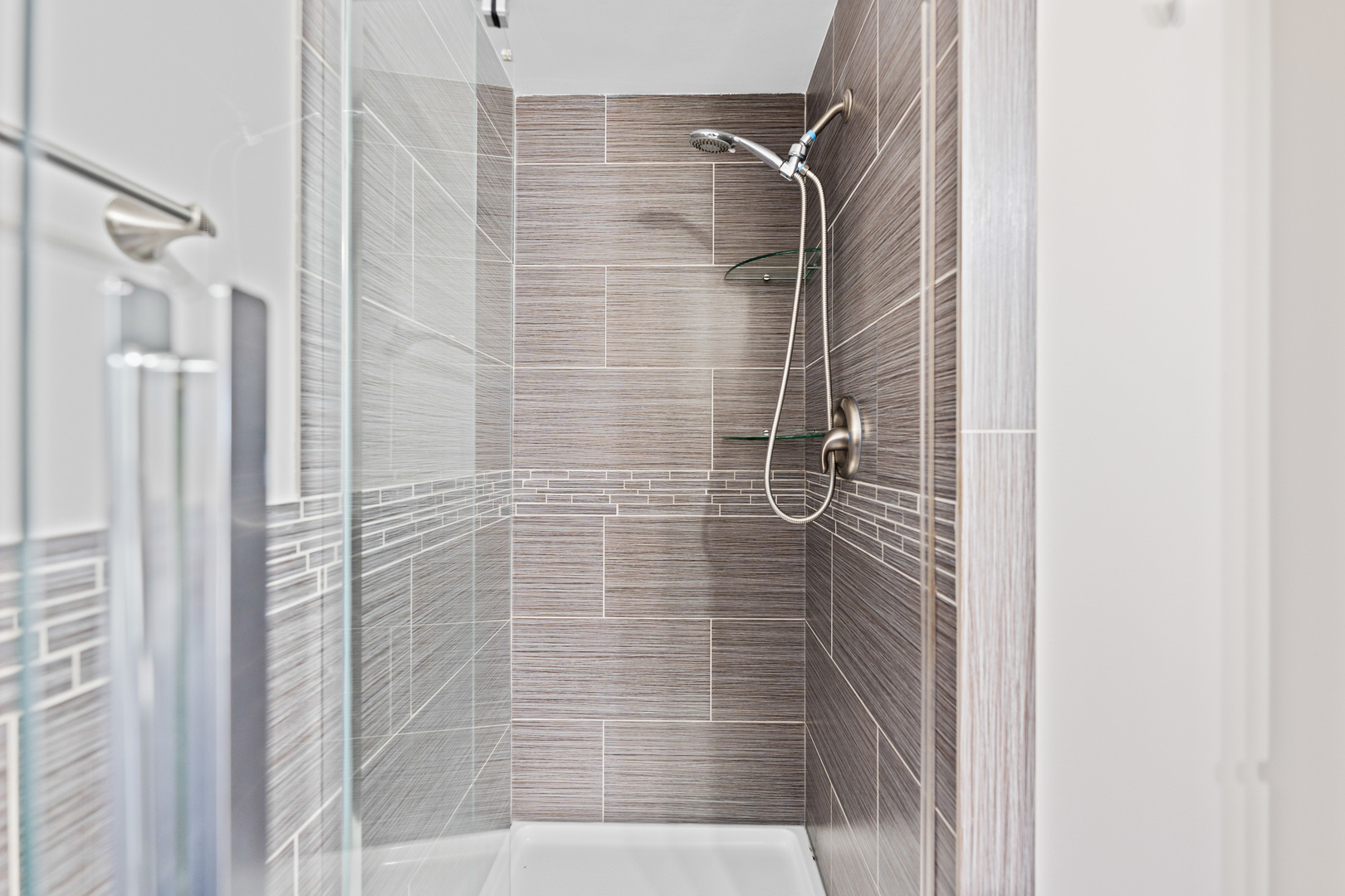 8025 W Oconnor Drive #4C, River Grove, IL 60171