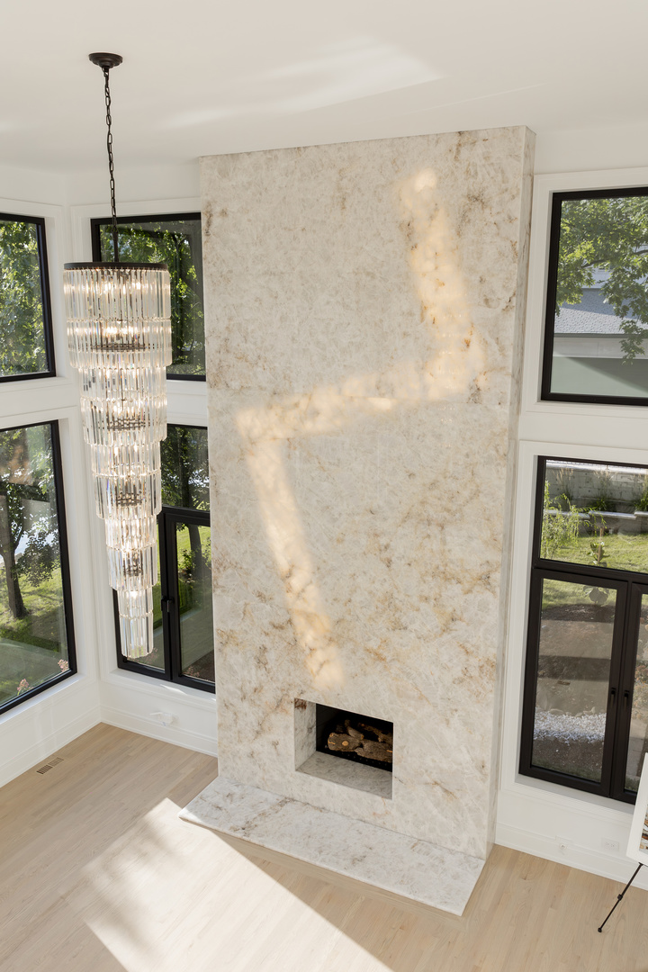 9427 Falling Waters Drive, Burr Ridge, IL 60527