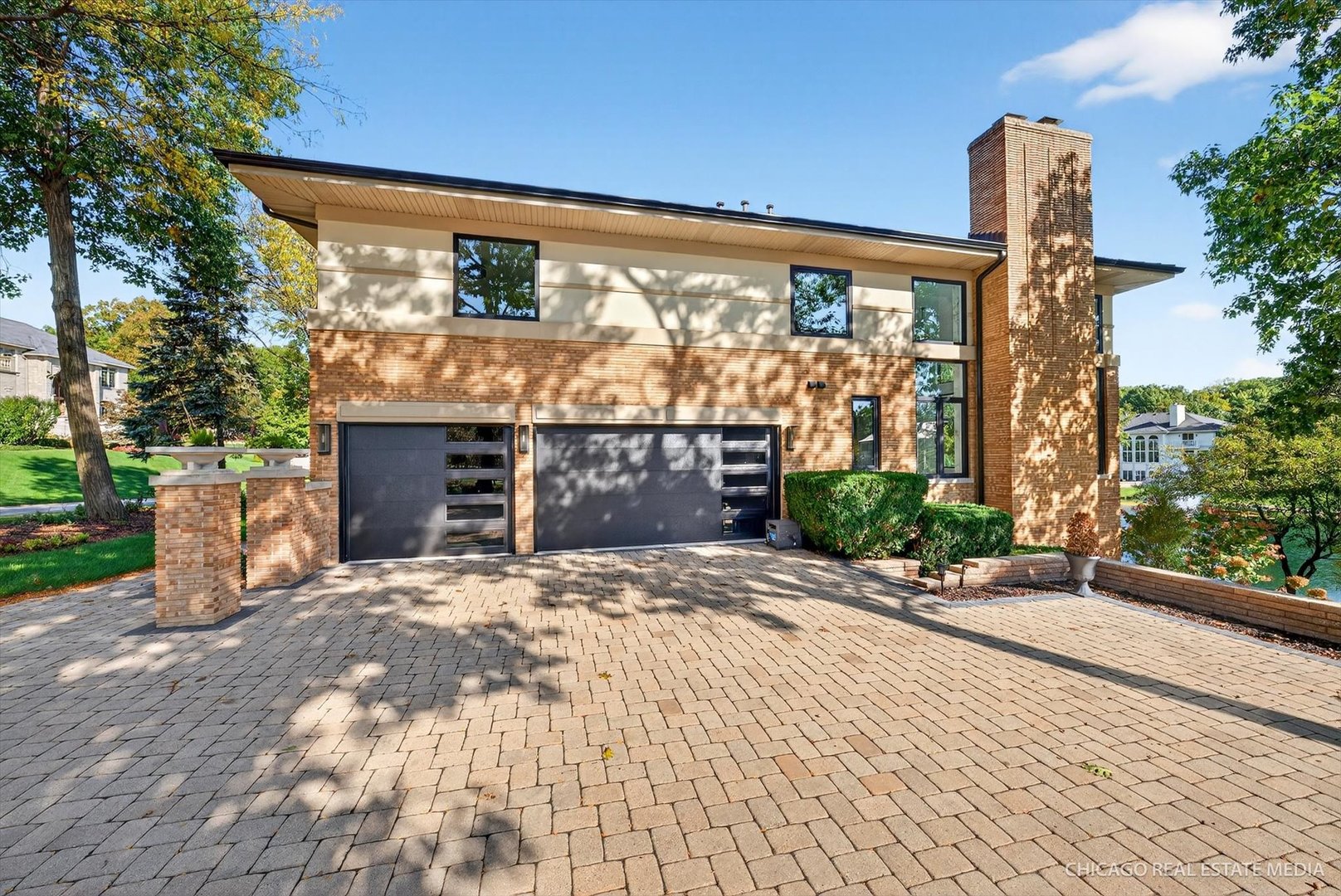 9427 Falling Waters Drive, Burr Ridge, IL 60527