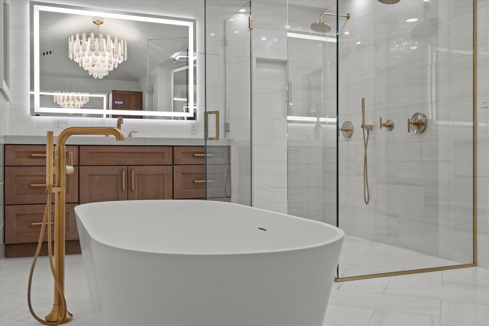 9427 Falling Waters Drive, Burr Ridge, IL 60527