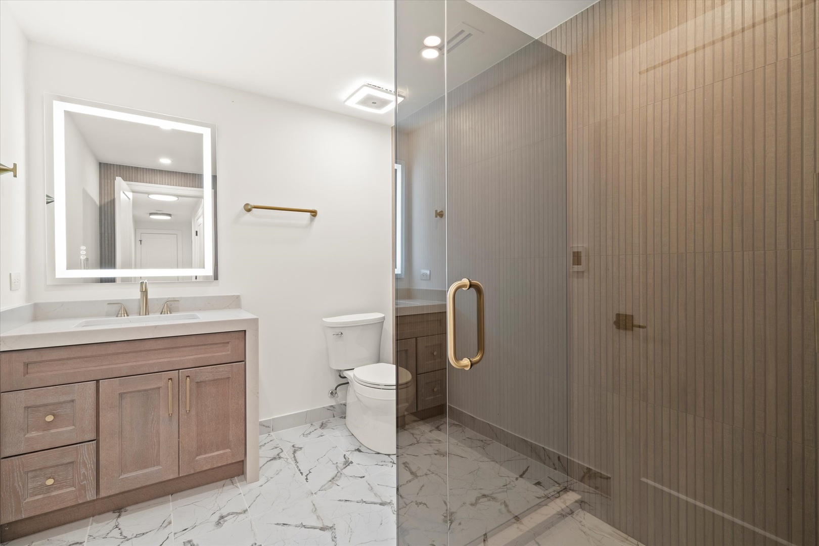 9427 Falling Waters Drive, Burr Ridge, IL 60527