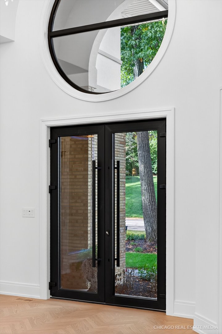 9427 Falling Waters Drive, Burr Ridge, IL 60527