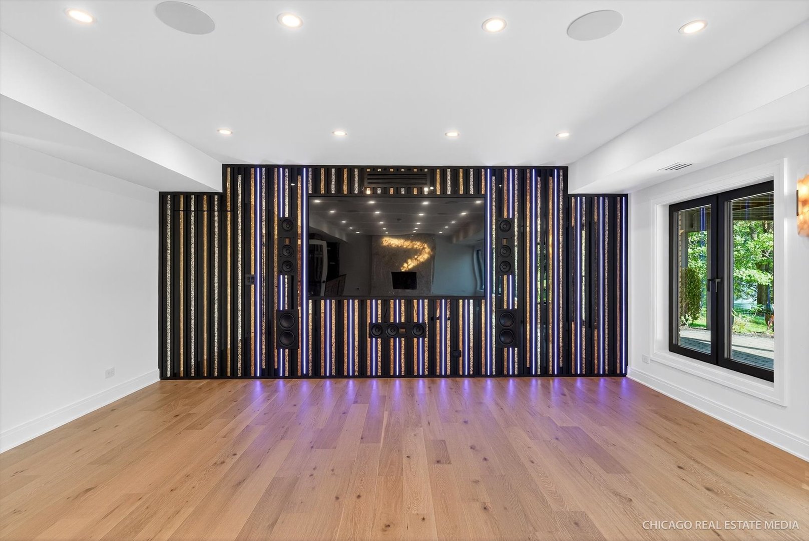 9427 Falling Waters Drive, Burr Ridge, IL 60527