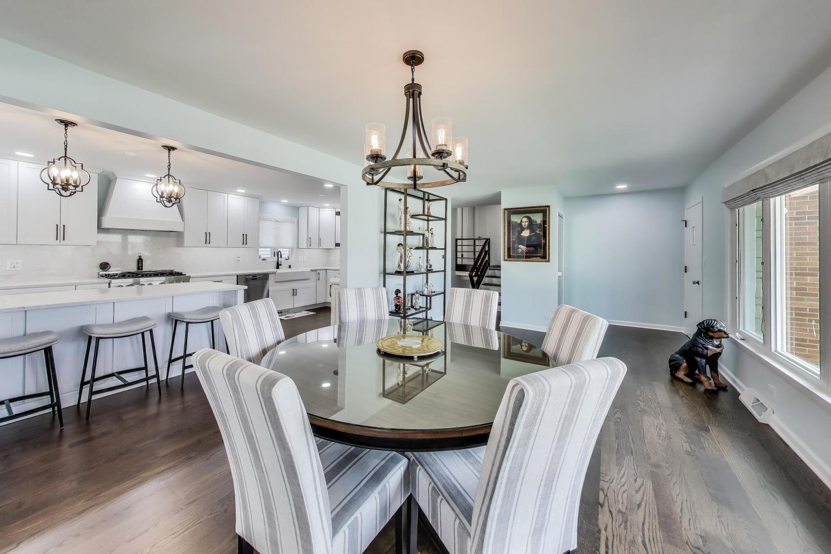 2121 W Sibley Street, Park Ridge, IL 60068